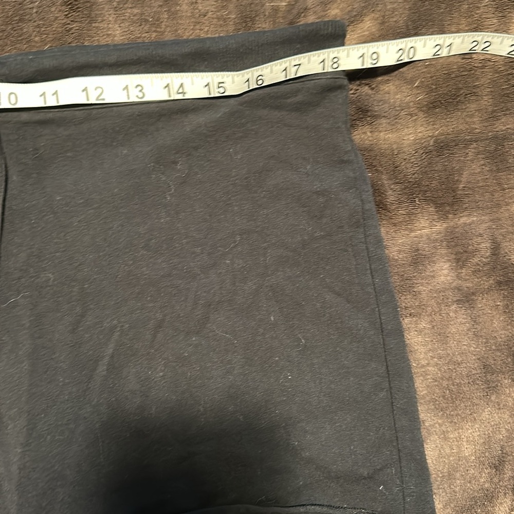Skims Cotton Jersey Short in the Limited Edition Color SOOT - Picture 7 of 8